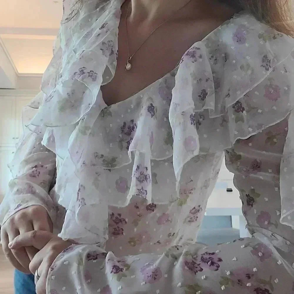 MAJORELLE ruffle flower blouse - Picture 6 of 12